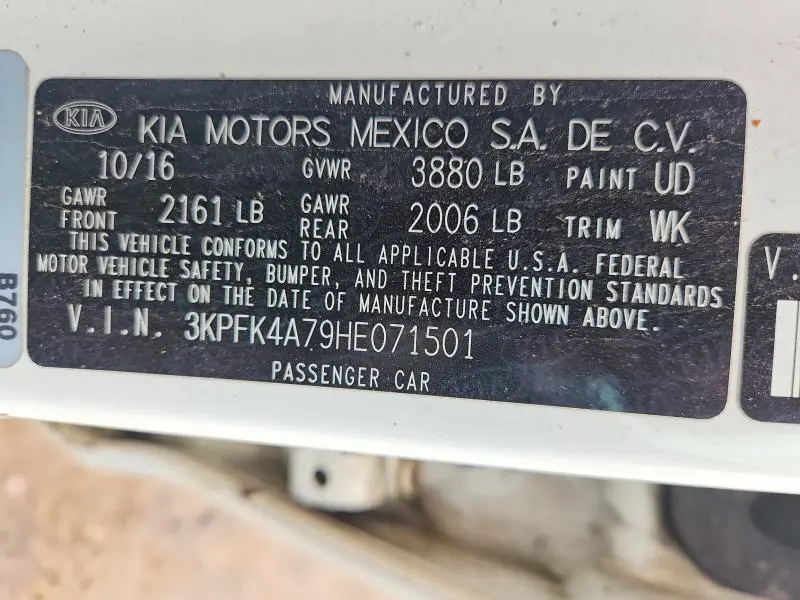 2017 KIA FORTE LX  