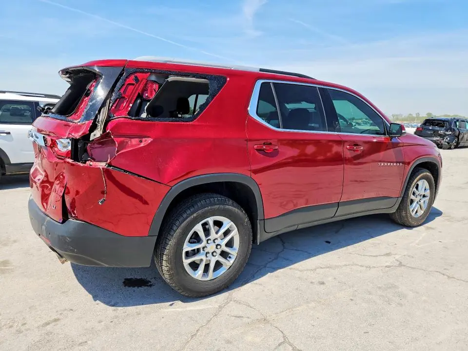 2018 CHEVROLET TRAVERSE LT  