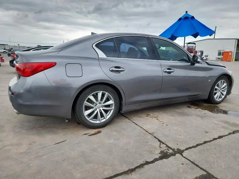 2015 INFINITI Q50 BASE  