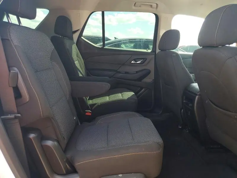2019 CHEVROLET TRAVERSE LT  