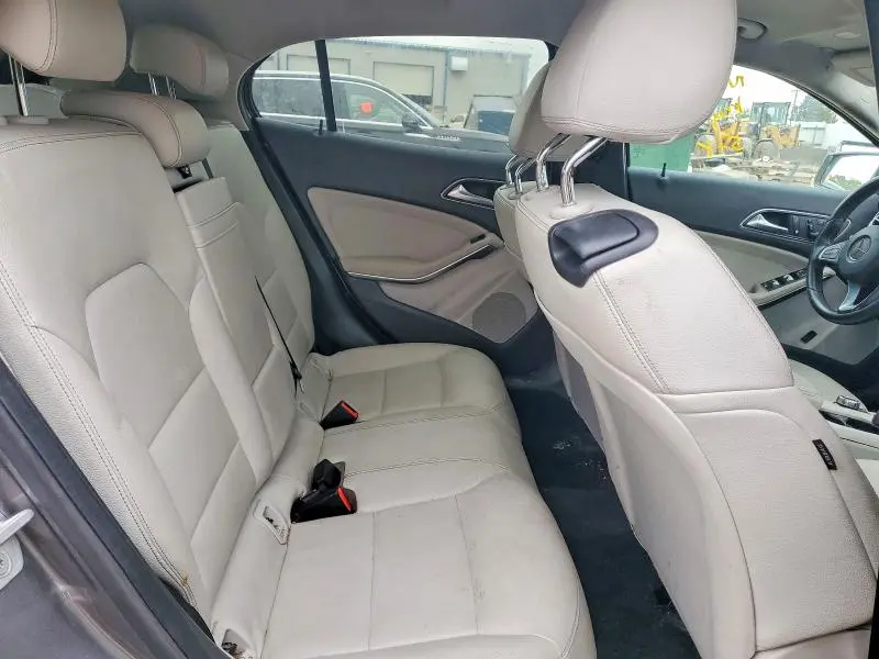2016 MERCEDES-BENZ GLA 250  