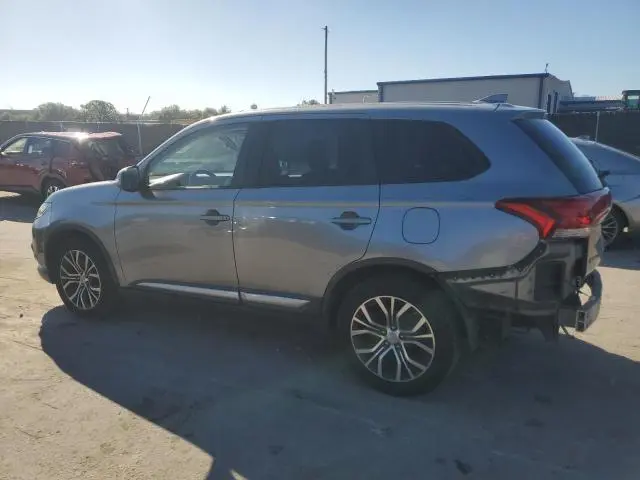 2017 MITSUBISHI OUTLANDER SE