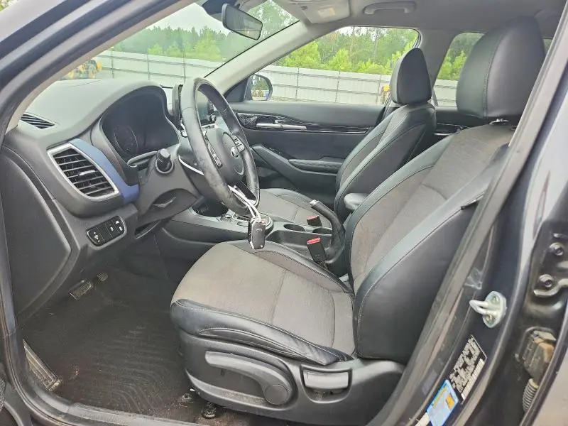 2021 KIA SELTOS S  