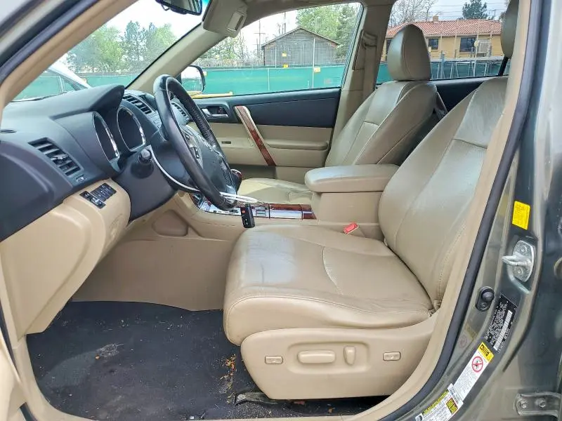 2011 TOYOTA HIGHLANDER LIMITED  