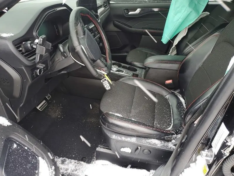 2024 FORD ESCAPE ST LINE  