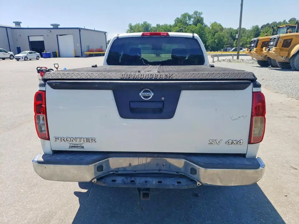 2018 NISSAN FRONTIER SV V6  