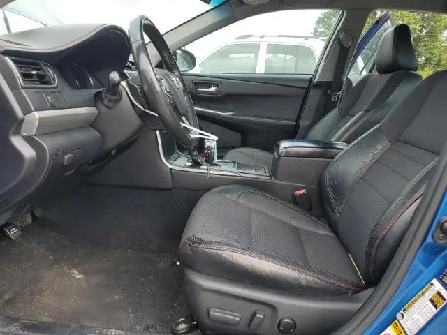 2017 TOYOTA CAMRY LE