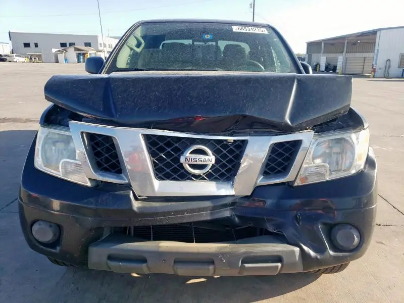 2019 NISSAN FRONTIER S  