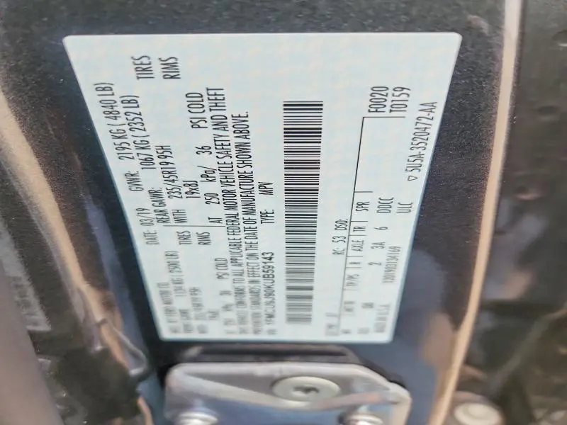 2019 FORD ESCAPE TITANIUM  