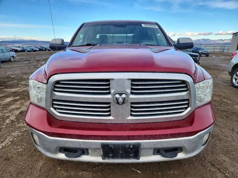 2013 RAM 1500 SLT  
