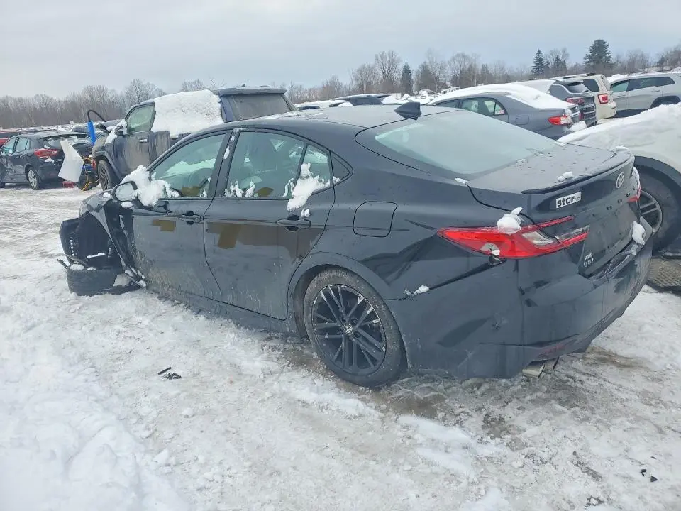 2025 TOYOTA CAMRY   