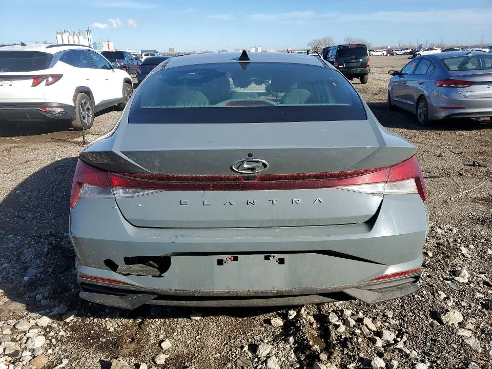 2021 HYUNDAI ELANTRA   