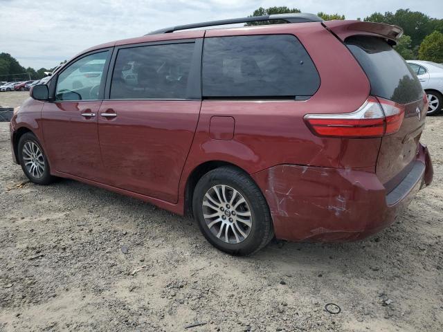 2018 TOYOTA SIENNA XLE