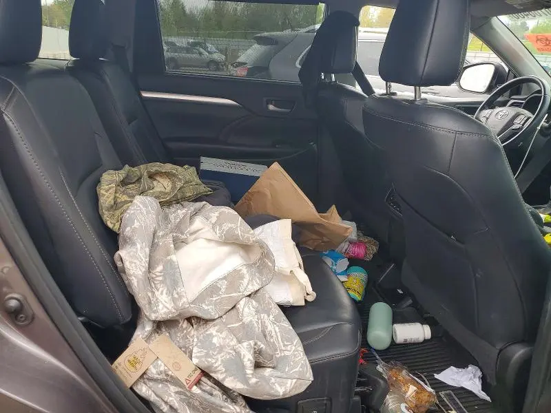 2019 TOYOTA HIGHLANDER XLE  