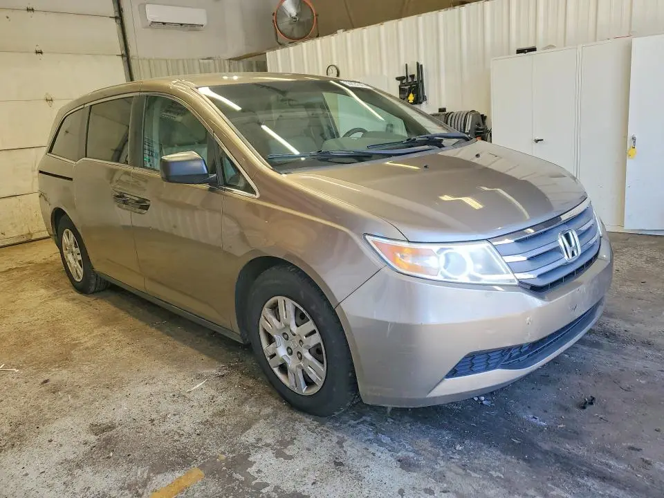 2012 HONDA ODYSSEY LX  