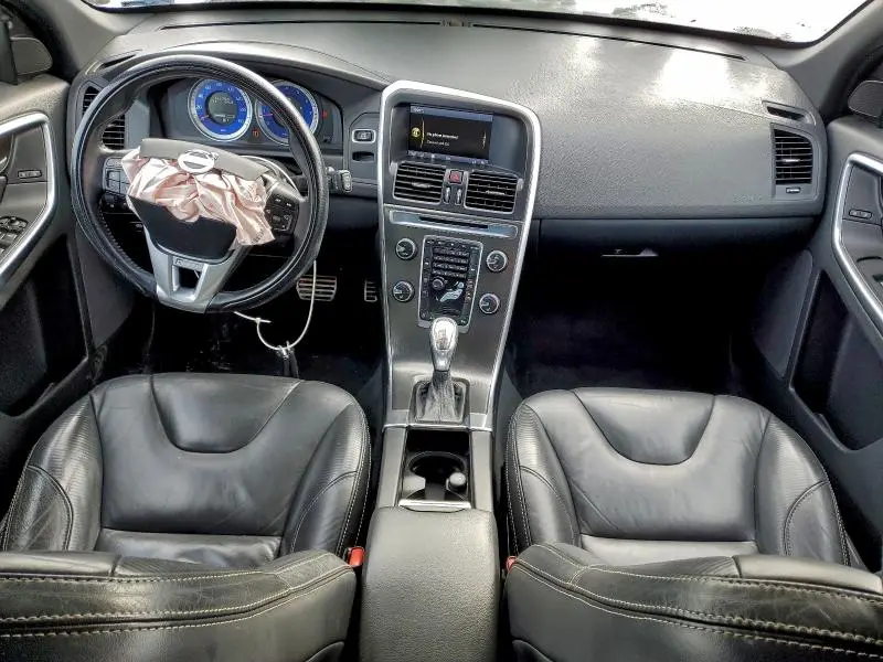 2013 VOLVO XC60 T6  