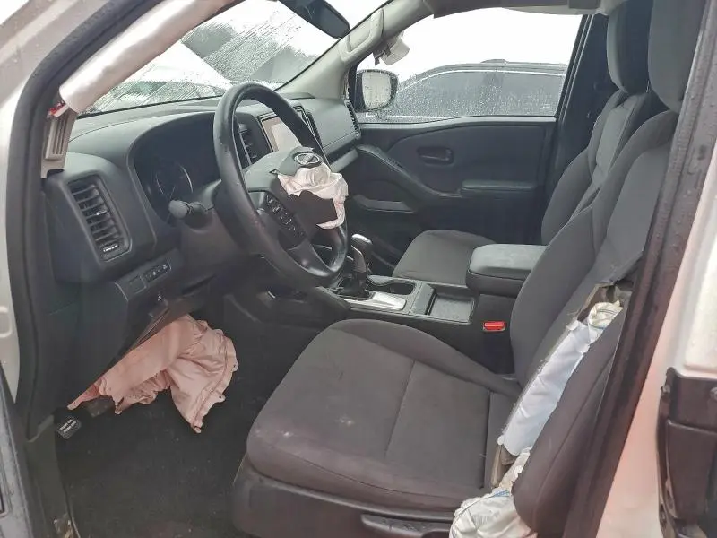 2024 NISSAN FRONTIER S  