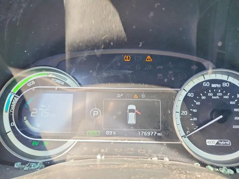 2018 KIA NIRO LX  
