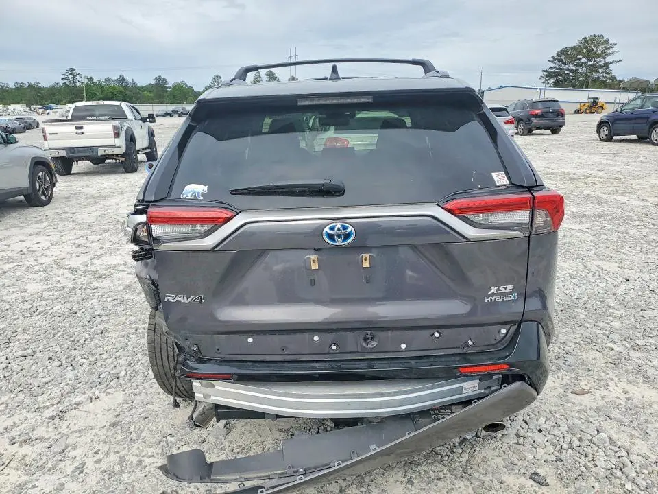 2020 TOYOTA RAV4 XSE  