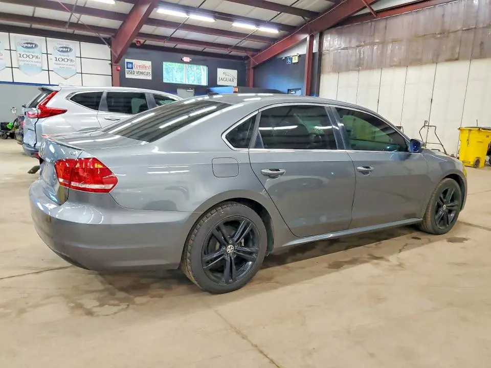 2014 VOLKSWAGEN PASSAT SE  