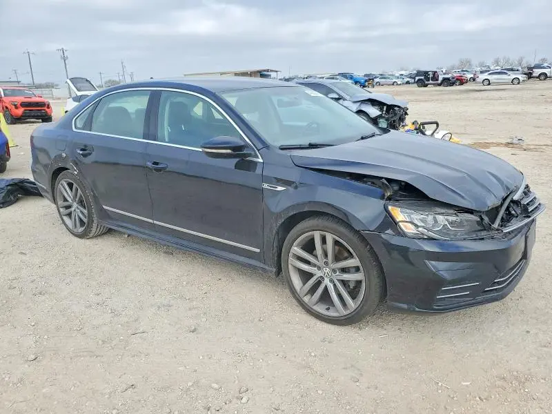 2017 VOLKSWAGEN PASSAT R-LINE  