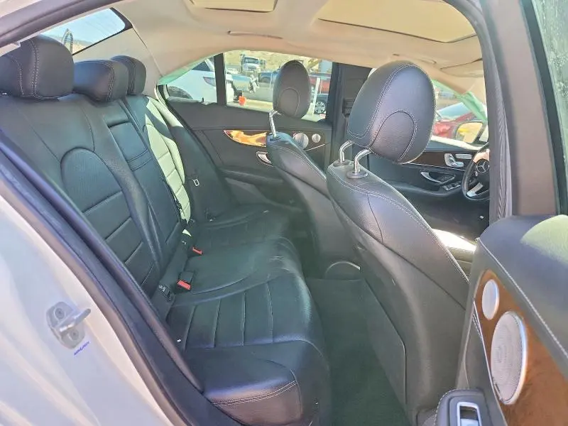 2016 MERCEDES-BENZ C 300  