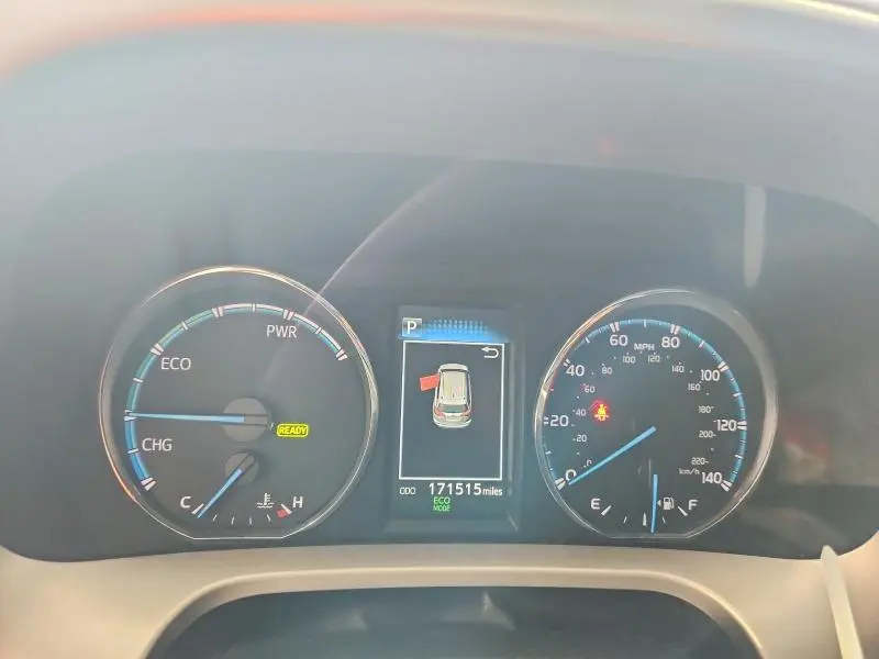 2016 TOYOTA RAV4 HV XLE  