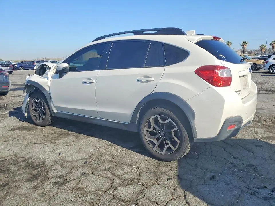 2017 SUBARU CROSSTREK LIMITED  