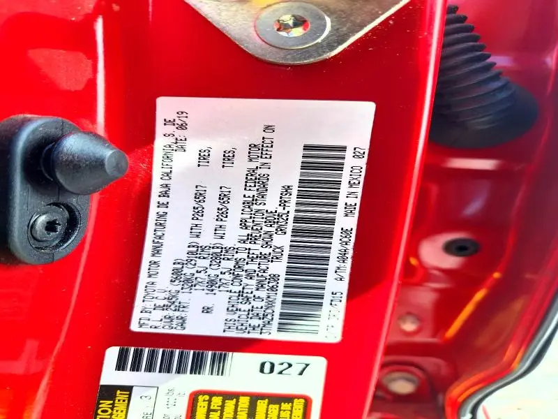 2019 TOYOTA TACOMA TRD SPORT  