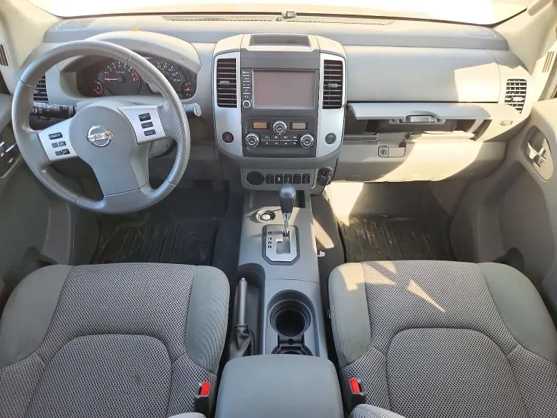 2021 NISSAN FRONTIER SV  