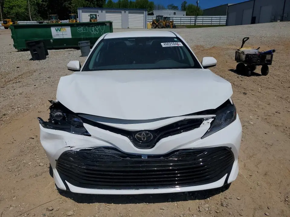 2020 TOYOTA CAMRY LE  