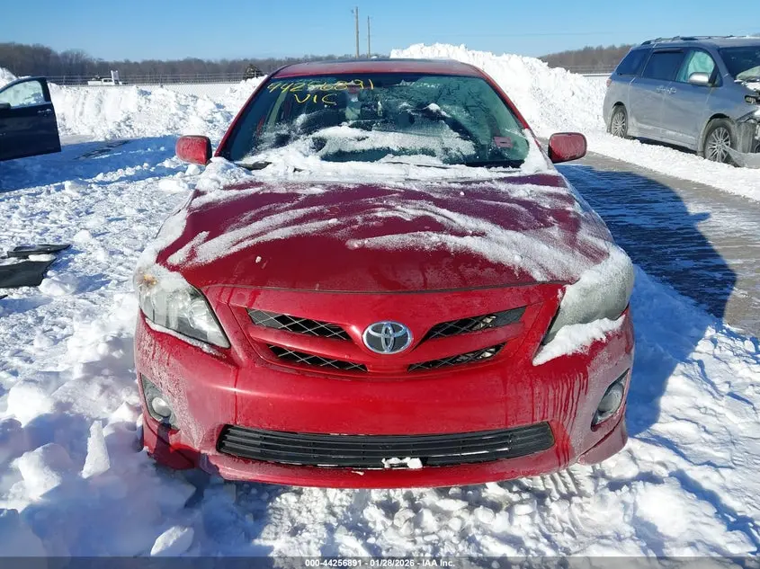 2013 TOYOTA COROLLA S