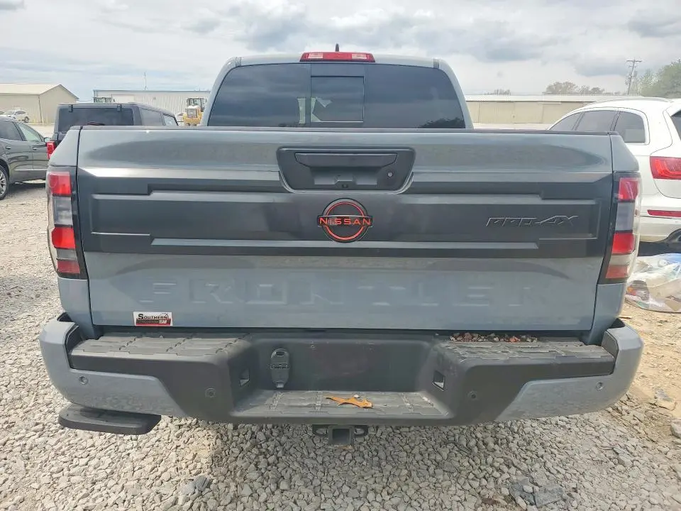 2025 NISSAN FRONTIER PRO-4X  