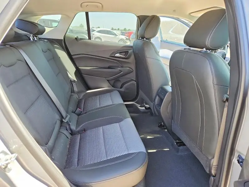 2025 CHEVROLET TRAX 1LT  