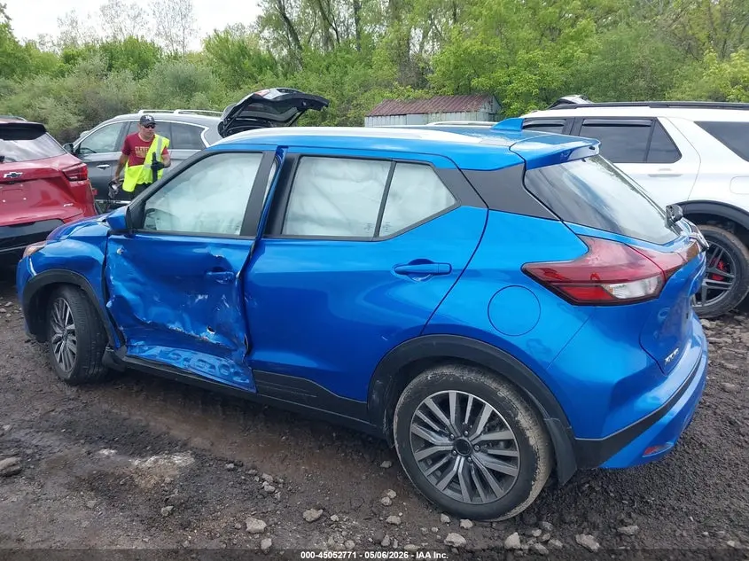 2023 NISSAN KICKS SV XTRONIC CVT