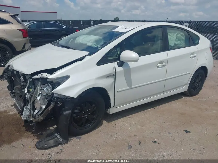 2014 TOYOTA PRIUS THREE