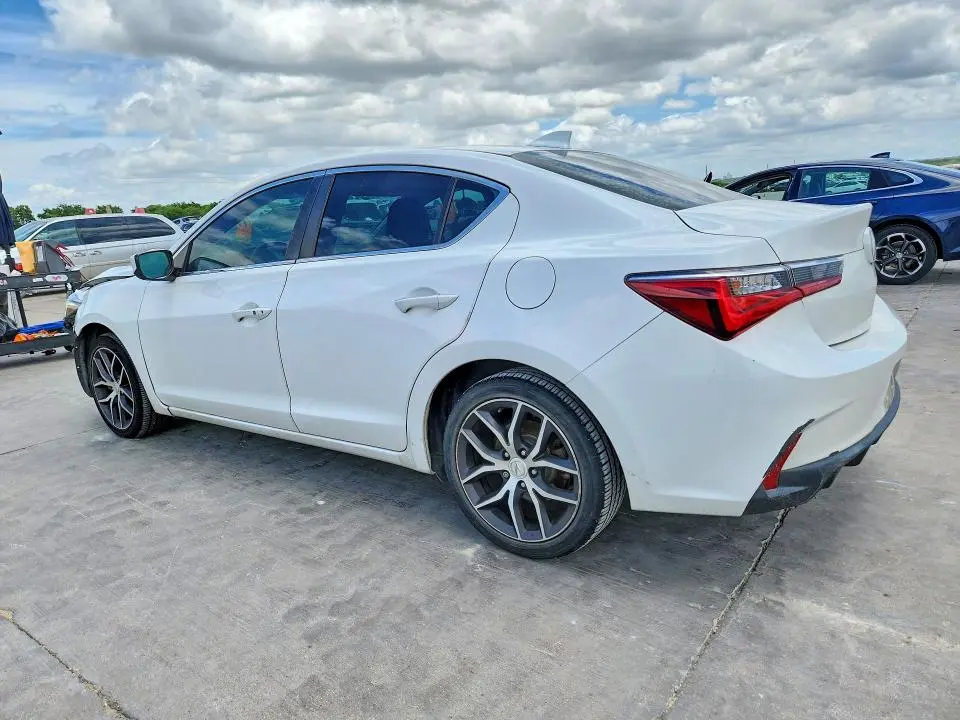 2020 ACURA ILX PREMIUM/TECHNOLOGY  