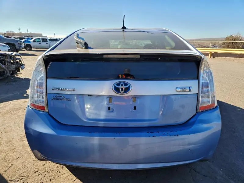 2014 TOYOTA PRIUS PLUG-IN   