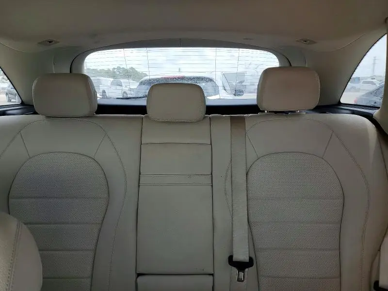2019 MERCEDES-BENZ GLC 300  