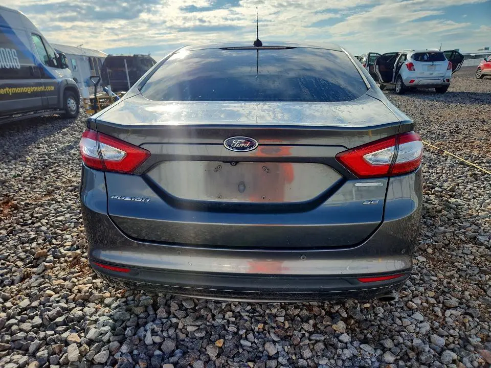 2016 FORD FUSION SE  