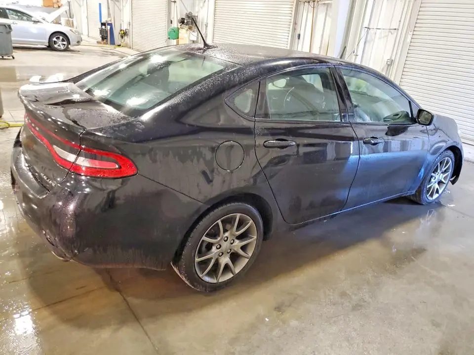 2015 DODGE DART SXT  