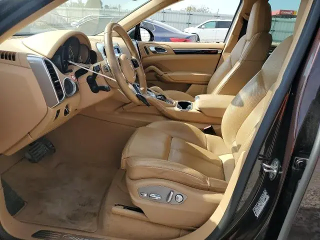 2016 PORSCHE CAYENNE   