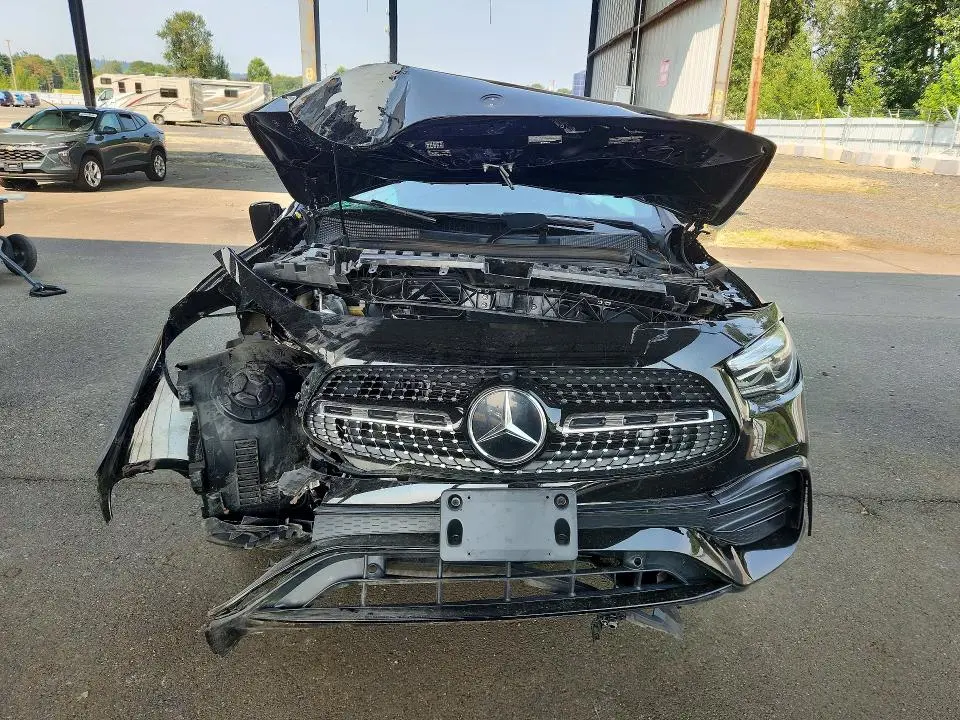 2023 MERCEDES-BENZ GLA 250 4MATIC  
