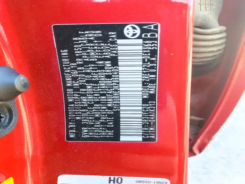 2019 TOYOTA COROLLA SE  