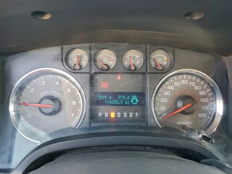 2010 FORD F150 SUPERCREW  