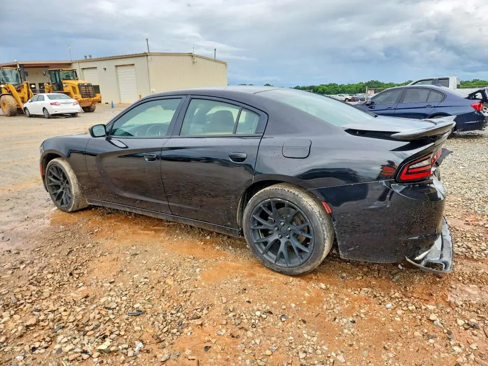 2017 DODGE CHARGER SE  