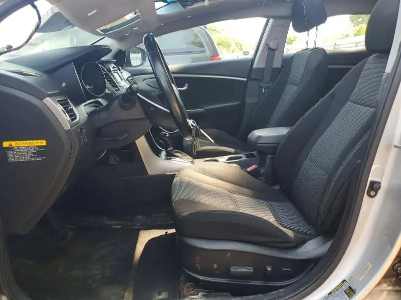 2013 HYUNDAI ELANTRA GT BASE  