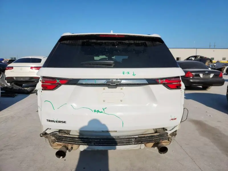 2022 CHEVROLET TRAVERSE RS  