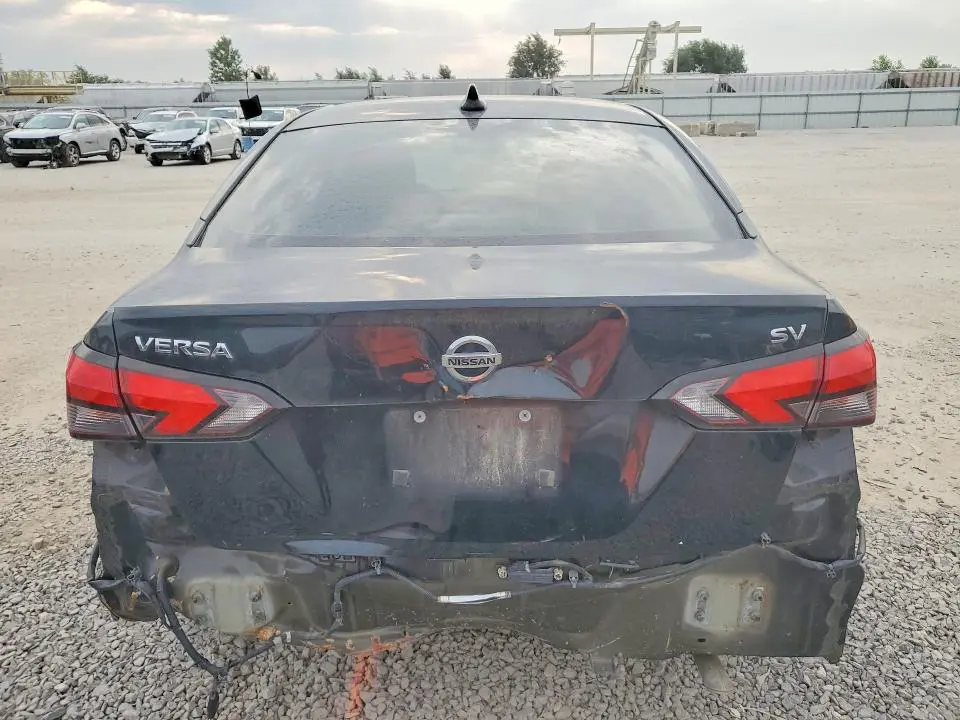 2020 NISSAN VERSA SV  