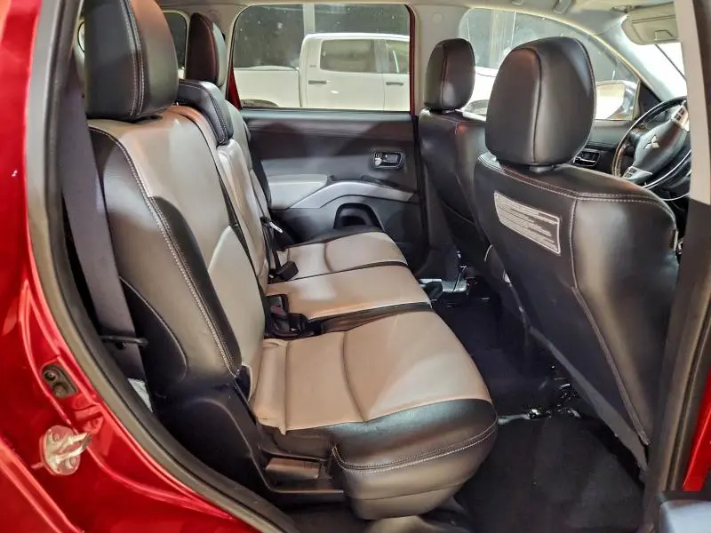 2011 MITSUBISHI OUTLANDER XLS  